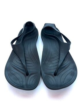 Crocs Black Slingback Thong Sandals Size 8 Comfort Lightweight Flip Flops